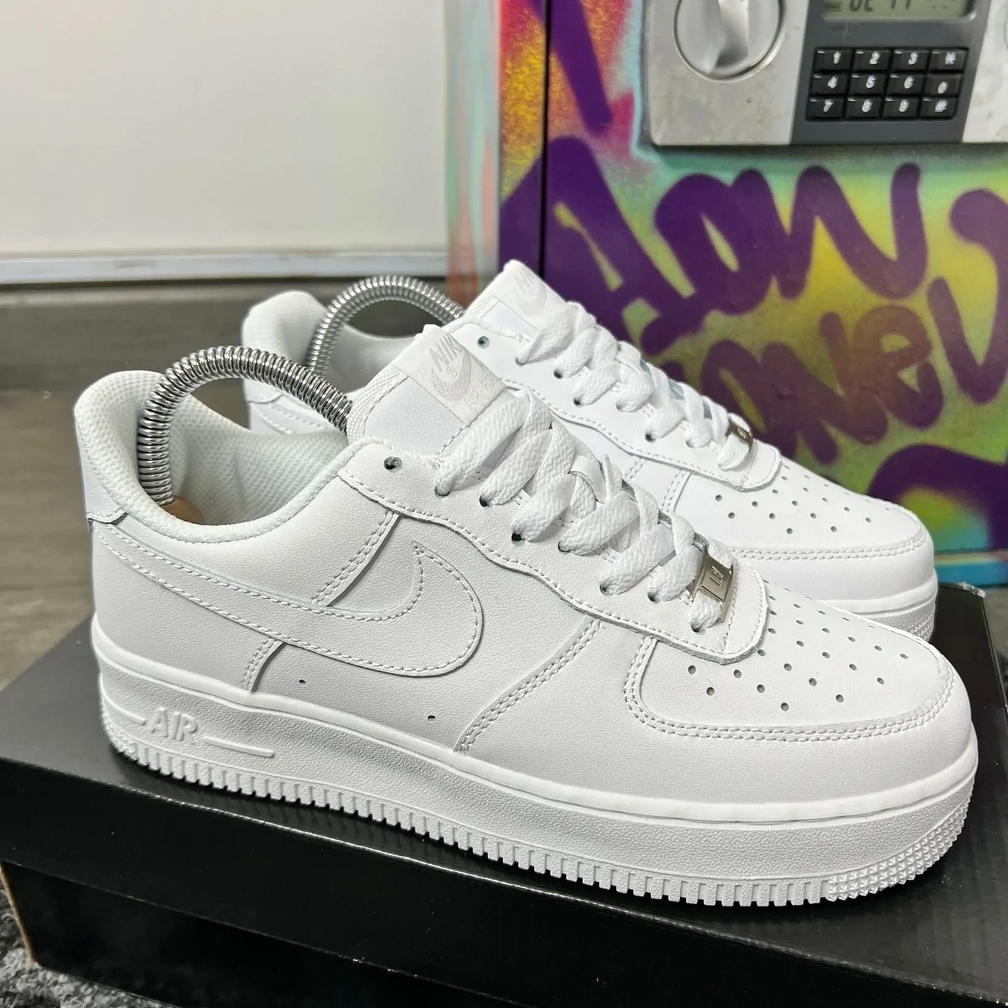 NIKE AIR FORCE ONE